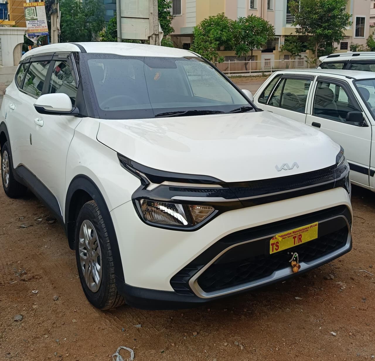 Kia Carens 7-Seat Luxury Self Drive Hyderabad